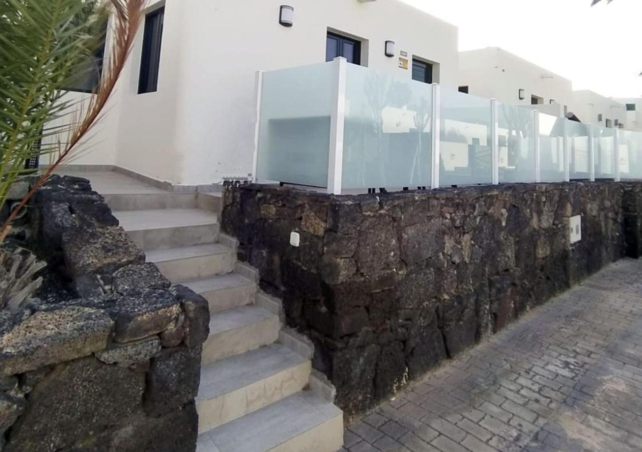 Villa Sun And Sea 4 Front De Mer Playa Rocca كوستا تاغيسي المظهر الخارجي الصورة
