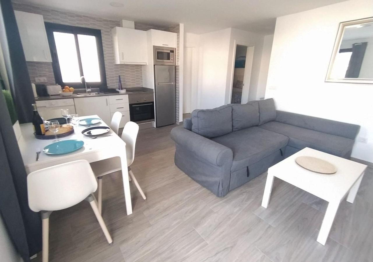 Villa Sun And Sea 4 Front De Mer Playa Rocca كوستا تاغيسي المظهر الخارجي الصورة